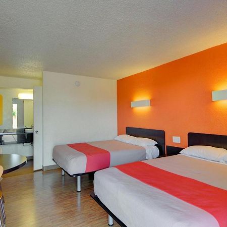 Economy Hotel Plus Oklahoma City Extérieur photo